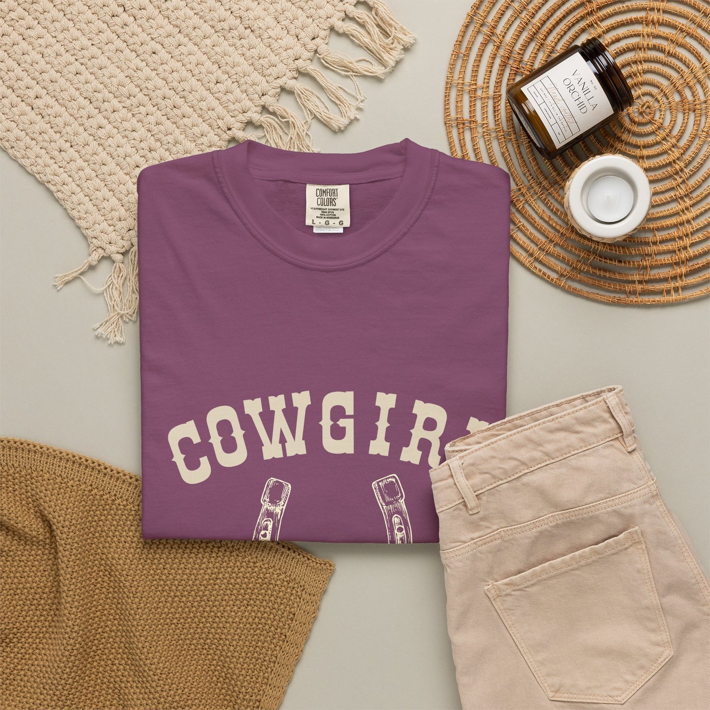 Cowgirl Like Me Shirt, Western Tee, Country Concert Shirt, Horseshoe Cowgirl T-Shirt, Nashville Outfit, Country Music Tee, Gift for Her