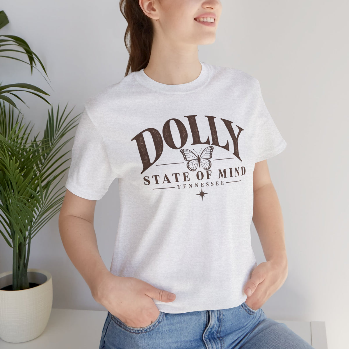 Dolly State of Mind Tee | Tennessee Inspired Graphic T-Shirt