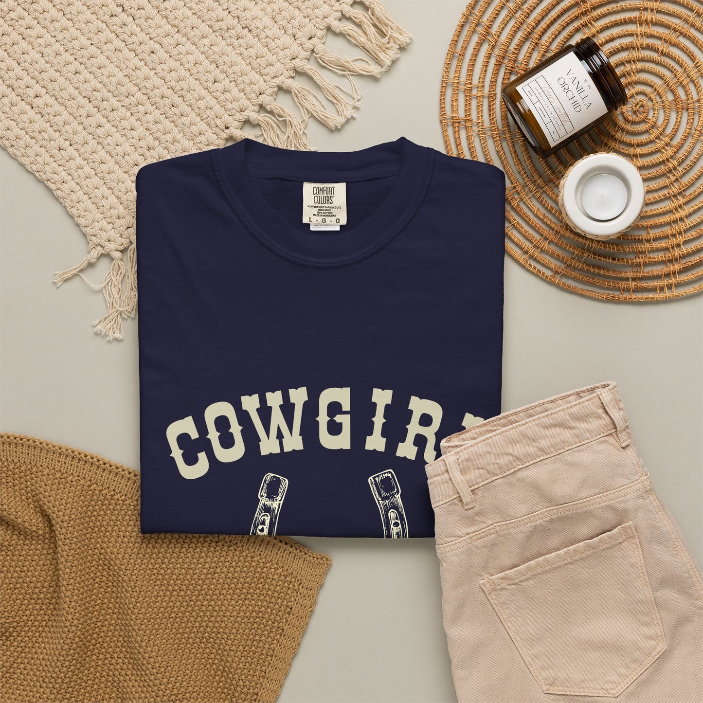 Cowgirl Like Me Shirt, Western Tee, Country Concert Shirt, Horseshoe Cowgirl T-Shirt, Nashville Outfit, Country Music Tee, Gift for Her
